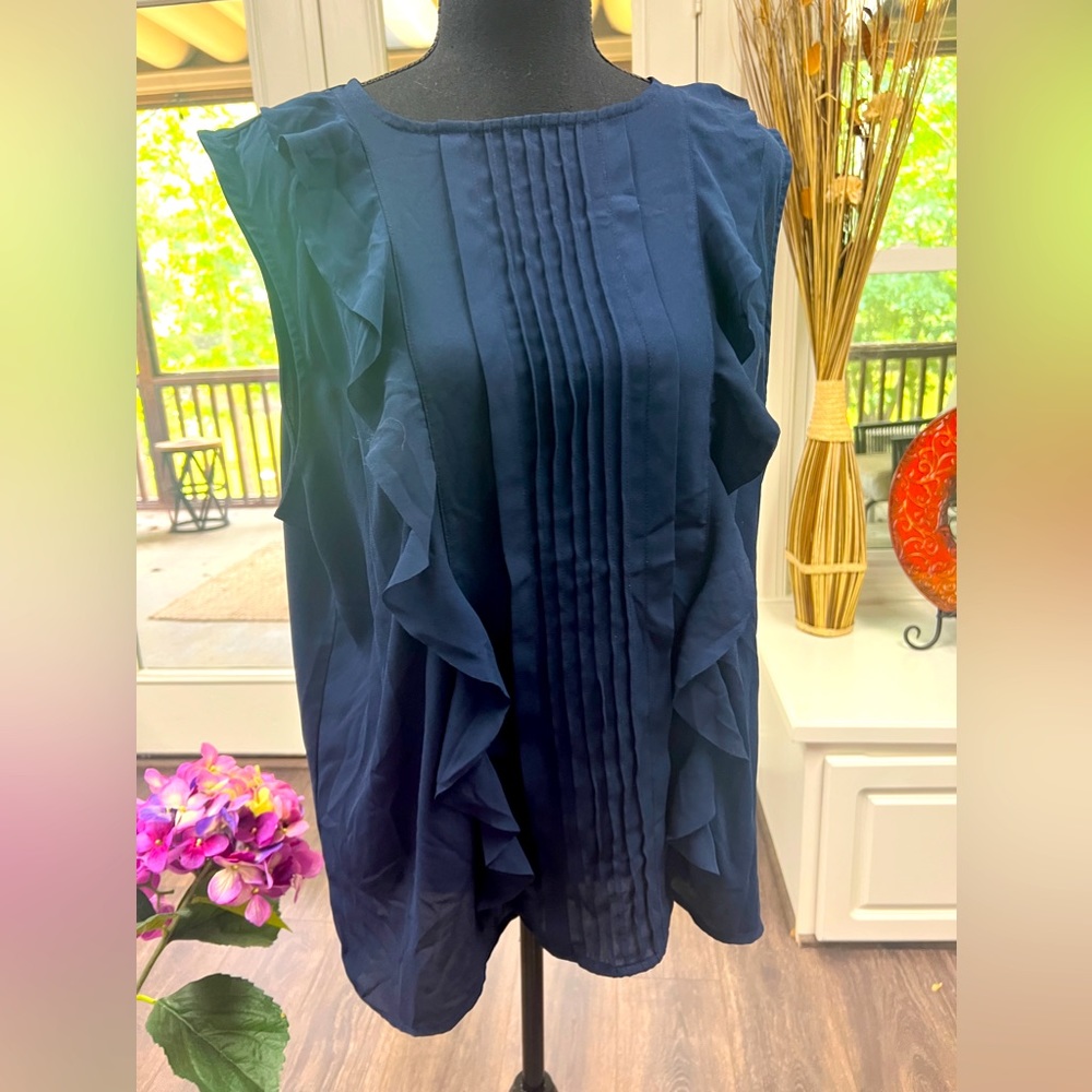 Ann Taylor navy business blue top chemise, women’s size XL, with ruffles shirt